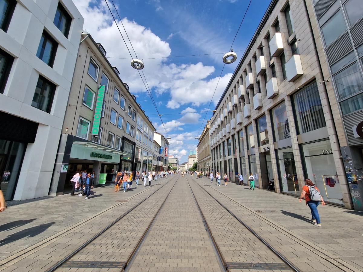 Exklusives Und Helles Dachgeschoss-Apartment No 3 Im Zentrum Von Kassel, Schnelles 1Gbit Internet, Geschirrspueler, Boxspringbetten Zewnętrze zdjęcie
