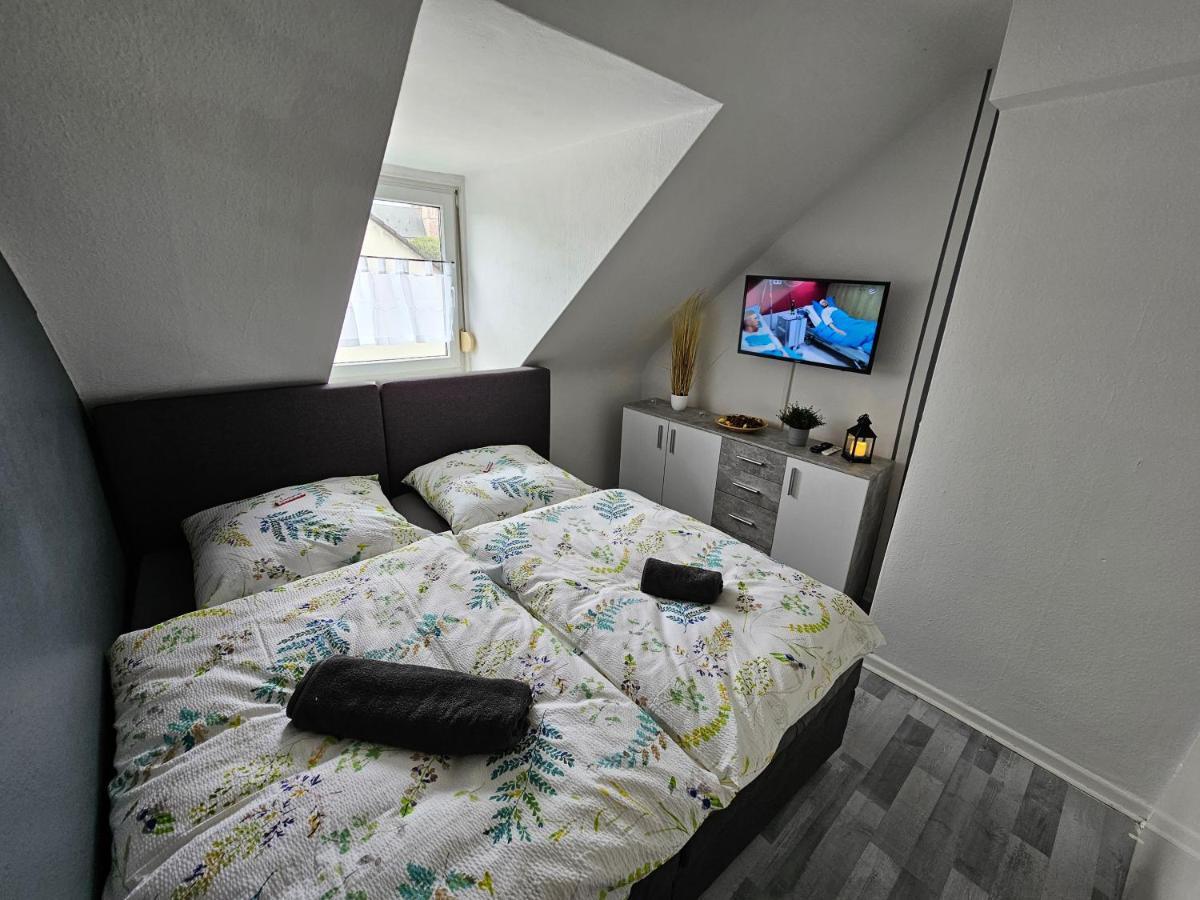 Exklusives Und Helles Dachgeschoss-Apartment No 3 Im Zentrum Von Kassel, Schnelles 1Gbit Internet, Geschirrspueler, Boxspringbetten Zewnętrze zdjęcie